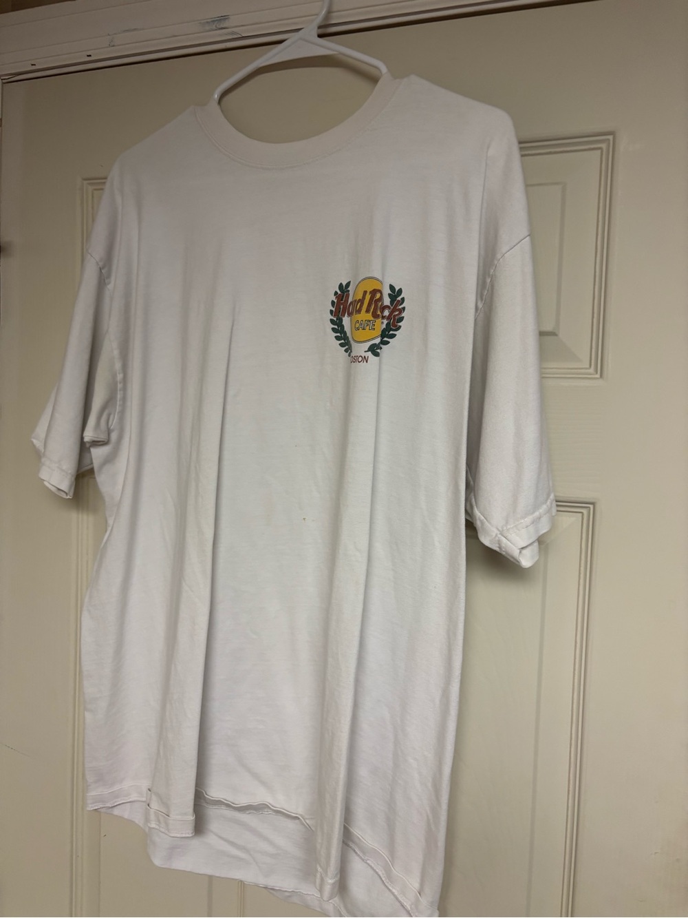 Vintage 90’s Hard Rock Cafe Boston White Short-Sleeve Logo T-Shirt